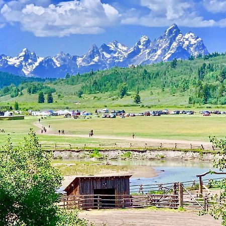 Heart Six Ranch Villa Моран Екстериор снимка
