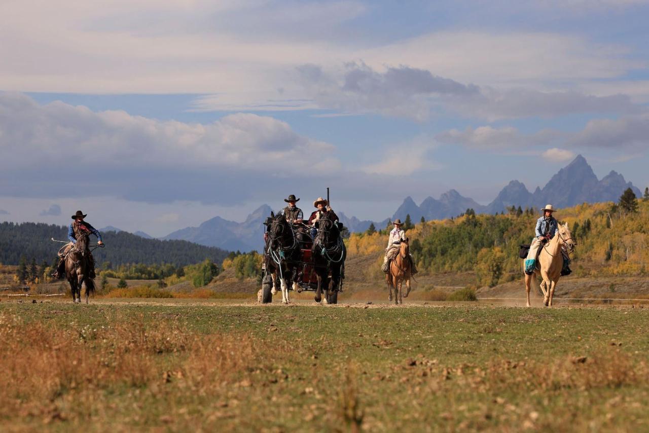 Heart Six Ranch Villa Моран Екстериор снимка