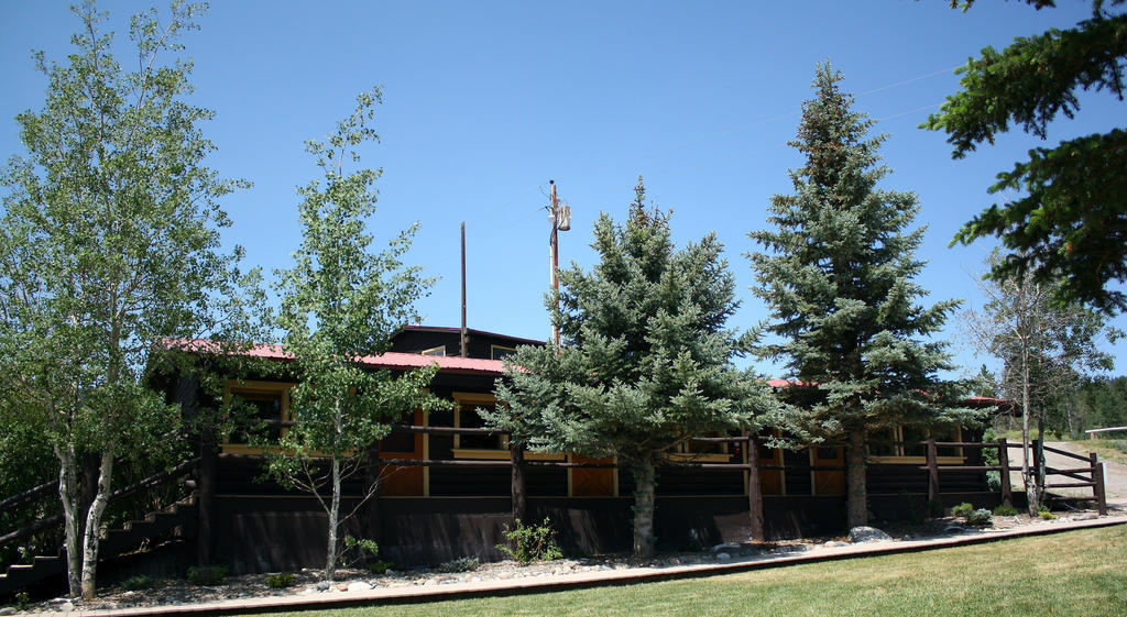 Heart Six Ranch Villa Моран Екстериор снимка