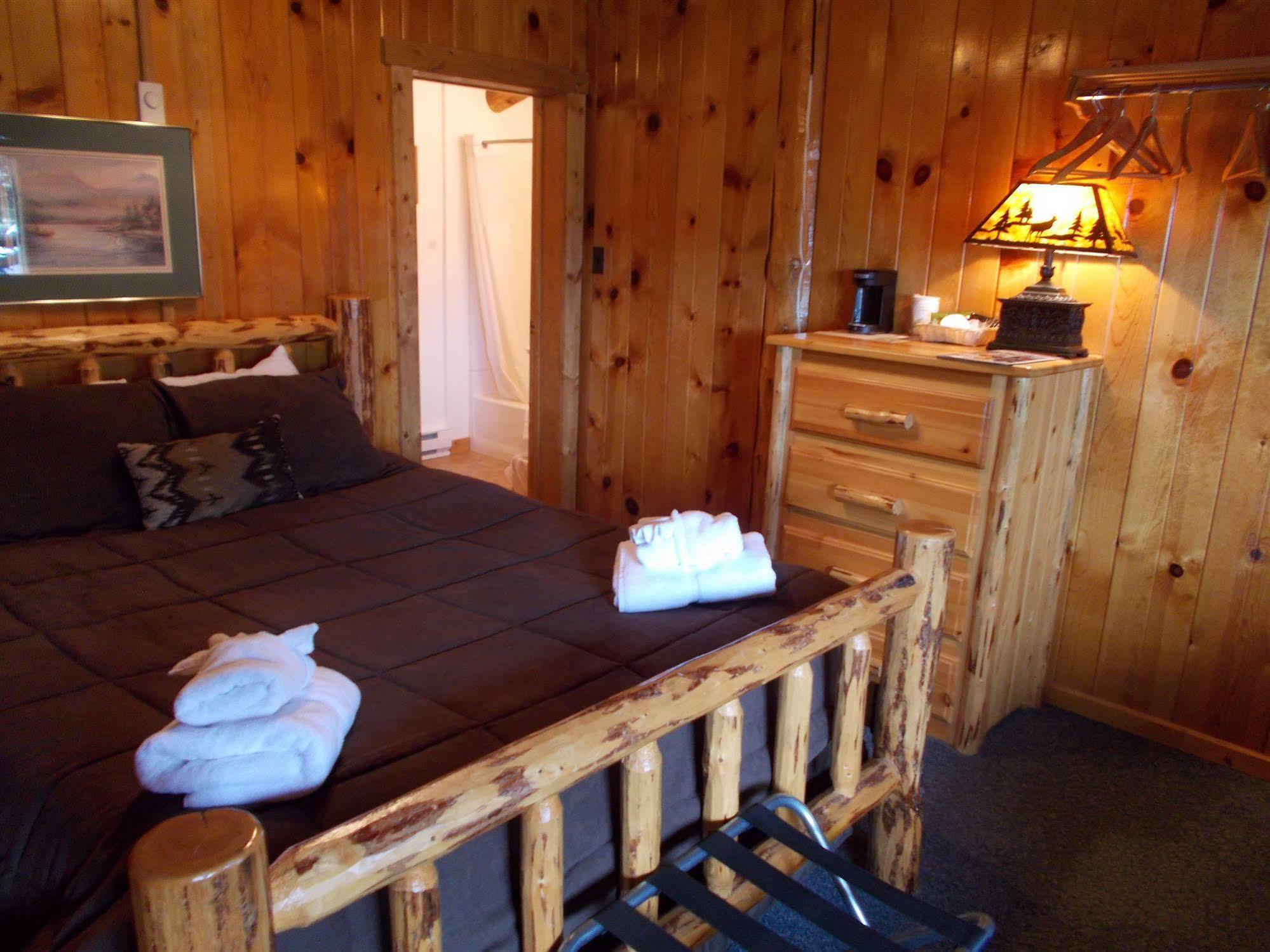 Heart Six Ranch Villa Моран Екстериор снимка