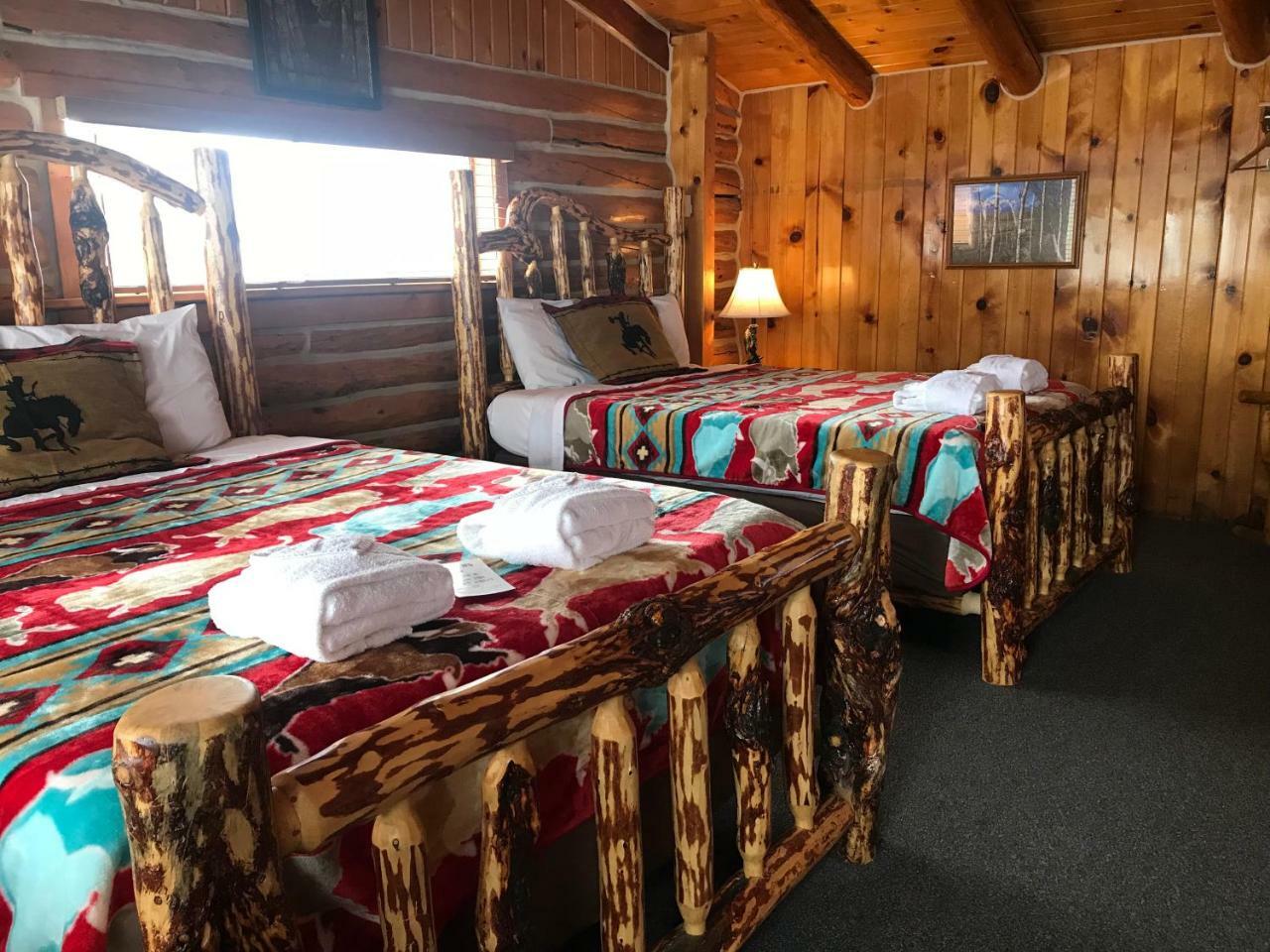 Heart Six Ranch Villa Моран Екстериор снимка