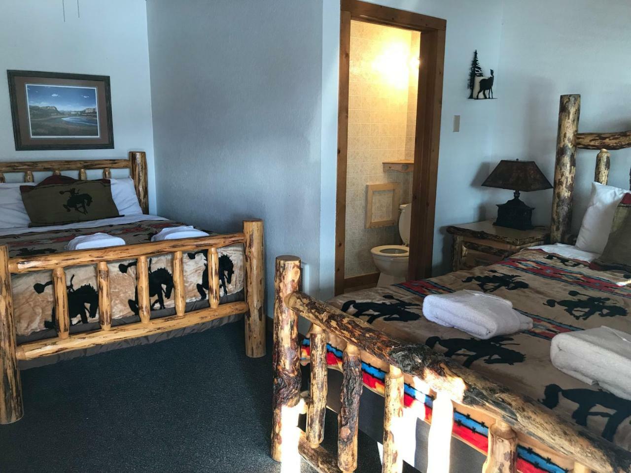 Heart Six Ranch Villa Моран Екстериор снимка