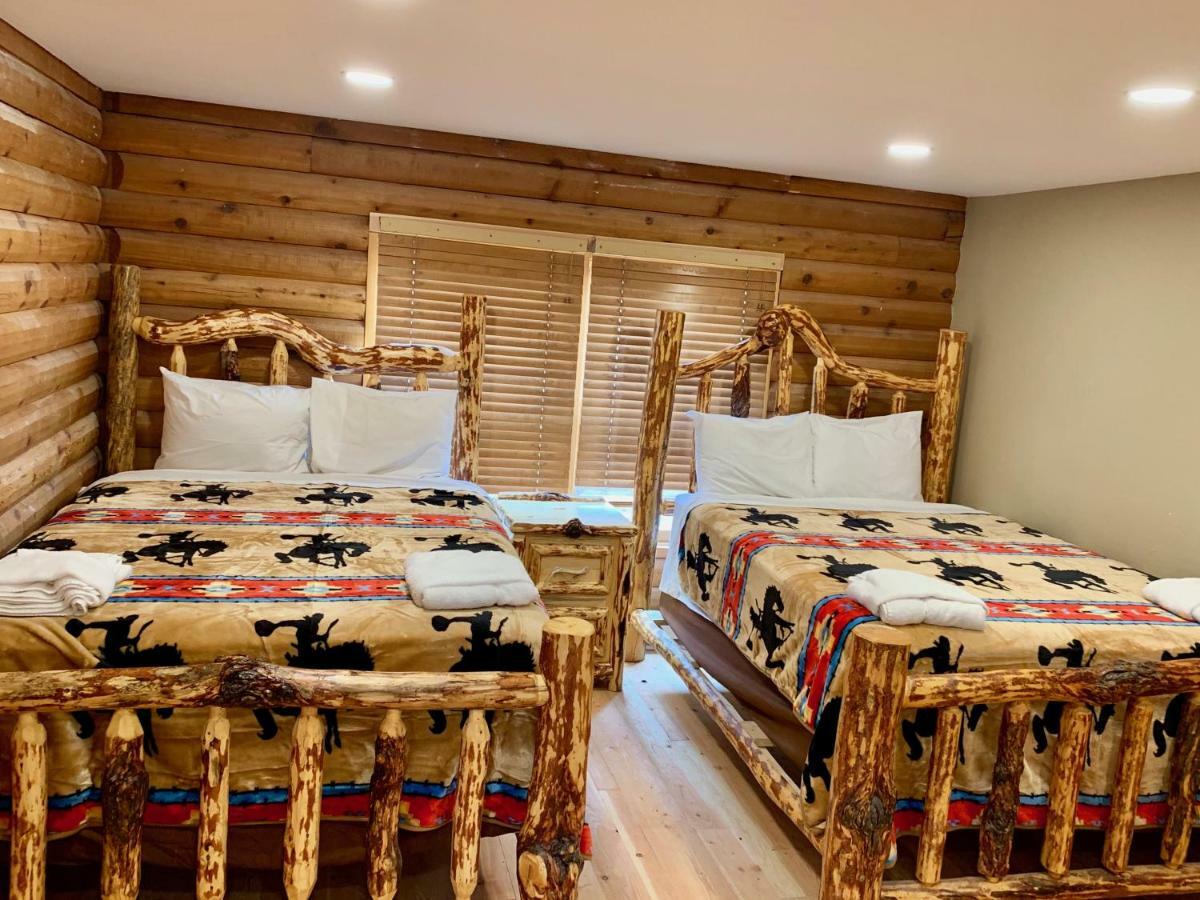 Heart Six Ranch Villa Моран Екстериор снимка
